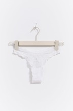 Gina Tricot - Shaped lace thong - Truser - White - XS - Female