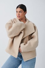 Gina Tricot - Soft boucle jacket - Jakker - Beige - XL - Female