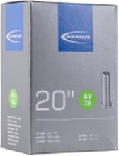 SCHWALBE AV7A (28-37x438-451) Schrader 40 mm Made of 20% recycled old tubes. Auto valve with complete screwed thread.,