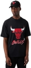 New Era New Era NBA Chicago Bulls Script Mesh Tee 60284738 svart L