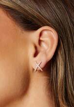 BY JOLIMA Cross Earring CR GO Gold One size