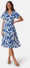 VILA Lovie S/S Wrap Midi Dress Blue/Patterned 36