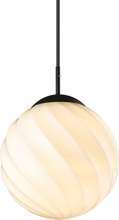 Halo Design Twist Pendel Ø25cm E27 Ball Opal -Sort Loftlamper