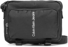 Axelremsväska Calvin Klein Jeans Sport Essentials Cam Bag Inst K50K508978 Svart