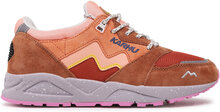 Sneakers Karhu Aria 95 F803096 Orange