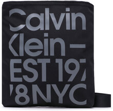 Axelremsväska Calvin Klein Jeans Sport Essentials Flatpack18 Gr K50K510378 Svart