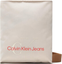 Axelremsväska Calvin Klein Jeans Sport Essentials Flatpack S Tt K50K508887 Beige