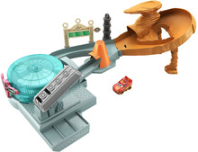 Cars - Mini Racers Radiator Springs Spin Out. Playset