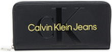 Calvin Klein Jeans Lompakot ZIP AROUND K60K607634