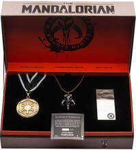 Star Wars The Mandalorian Premium Replica Box Set – Zavvi EU Exclusive