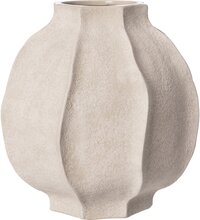 Ernst Vase steintøy 18 cm, naturhvit