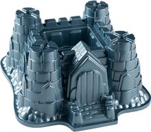 Nordic Ware Kakeform Castle