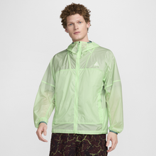 Nike ACG "Cinder Cone" Men's Windproof Jacket - Green