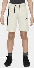 Nike Tech Fleece Older Kids' (Boys') Shorts - Green - 50% Sustainable Blends