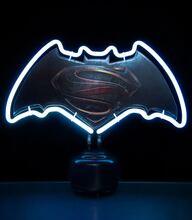 Batman v Superman Neon Light Logo 24 x 30 cm