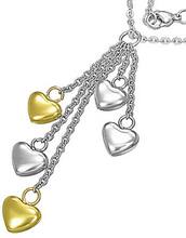 Smycke med Hängande Guldfärgade och Silverfärgade Hjärtan