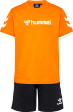 Hummel Hummel Kids' hmlNOVET Shorts Set Persimmon Orange Kortärmade träningströjor 116