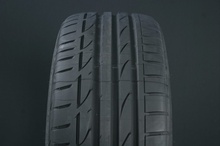 235/45R19 BRIDGESTONE POTENZA S001