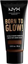 NYX Professional Makeup Born To Glow Naturally Radiant Foundation Warm Walnut - 30 ml