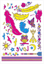 Ark med Forskjellige Fluorescerende Fugler, Stjerner, Fjær og Andre Tatoveringer (UV Fake Tattoo)