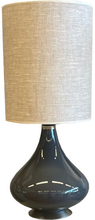 Flavia Mini bordlampe - grå - milano beige skærm