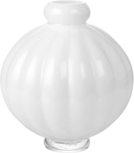 Louise Roe Balloon vase - 01 - Opal White