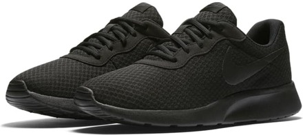 Nike Tanjun Men's Shoe - Black
