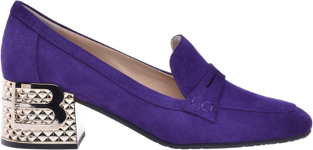 Heeled loafers in purple suede