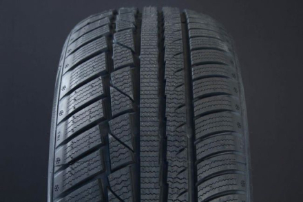 255/50R19 LINGLONG GREENMAX WINTER UHP FRIKTION