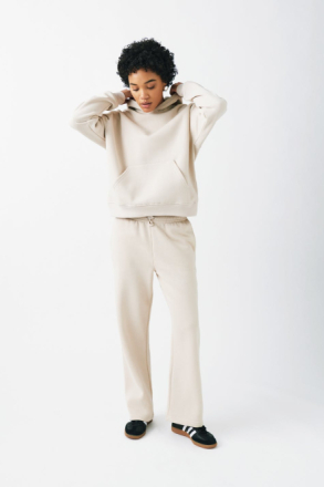 Gina Tricot - Basic straight sweatpants - Collegehousut - Beige - L - Female