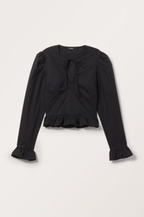 Cropped Fitted Blouse - Black