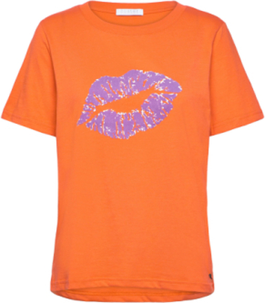 T-Shirt With Kissing Lips - Mid Sle Tops T-shirts & Tops Short-sleeved Orange Coster Copenhagen