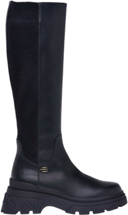 Boots in black calfskin and nylon fabric