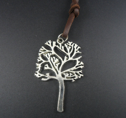 Halsband "Vintage Tree" med läderrem