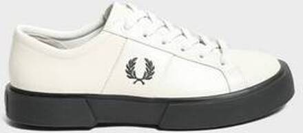 Fred Perry Skor Exmouth Leather Vit