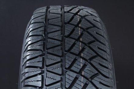 235/65R17 MICHELIN LATITUDE CROSS