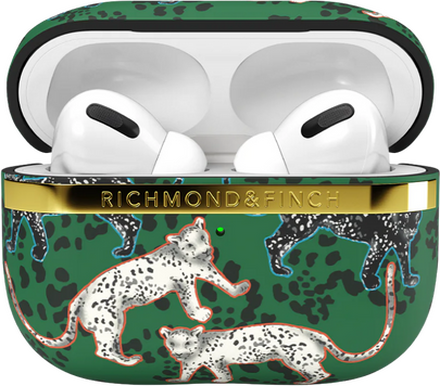 Richmond & Finch Black Marble Apple AirPods Pro Cover