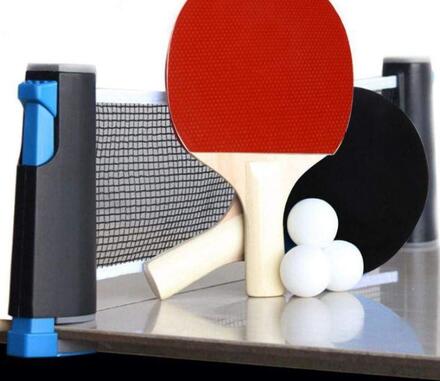 Pingisset - nät, 2st rackets och 3 bollar