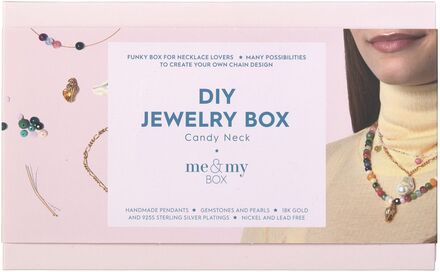 Necklace - Halskæde Box - Box No 9 Toys Creativity Drawing & Crafts Craft Jewellery & Accessories Multi/mønstret Me & My Box*Betinget Tilbud
