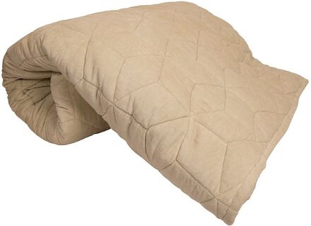 Quilted Velvet Quilt Home Textiles Cushions & Blankets Blankets & Throws Beige DAY Home