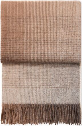 Horizon Throw Home Textiles Cushions & Blankets Blankets & Throws Rød ELVANG*Betinget Tilbud