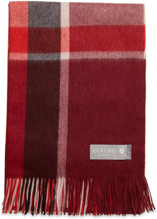 Manhattan Throw Home Textiles Cushions & Blankets Blankets & Throws Rød ELVANG*Betinget Tilbud