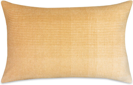 Horizon Cushion Cover Home Textiles Cushions & Blankets Cushion Covers Gul ELVANG*Betinget Tilbud
