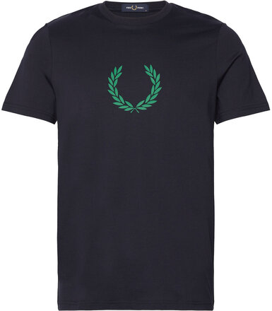 Laurel W Graphic Tee T-shirts Short-sleeved Marineblå Fred Perry*Betinget Tilbud
