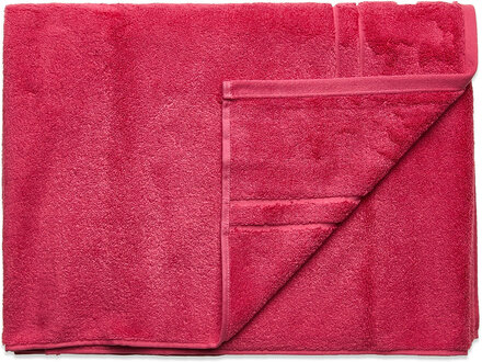 Premium Towel 70X140 Home Textiles Bathroom Textiles Towels & Bath Towels Bath Towels Rosa GANT*Betinget Tilbud