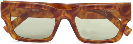 Shmood Accessories Sunglasses D-frame- Wayfarer Sunglasses Brown Le Specs