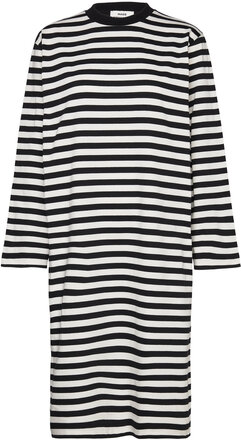 Heavy Single Stripe Nolly Dress Dresses T-shirt Dresses Black Mads Nørgaard