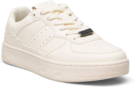 Shoes Low-top Sneakers White United Colors Of Benetton