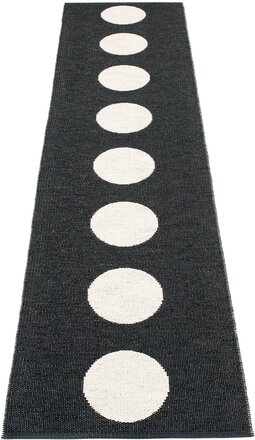 Pappelina Gulvteppe Vera, 70 x 300 cm, black/vanilla