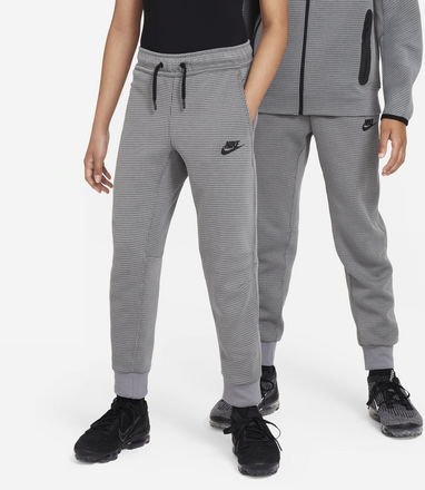 Nike Sportswear Tech Fleece Older Kids' (Boys') Winterized Trousers - Grey - 50% Sustainable Blends